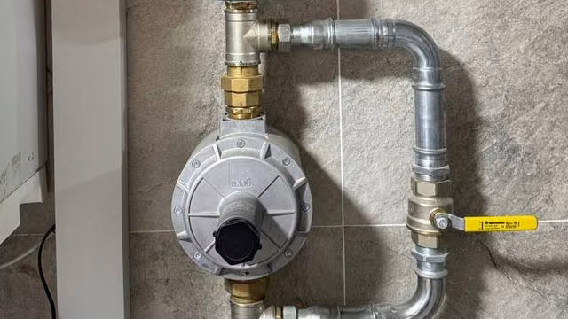 Газовая линия: регулятор давления с байпасом