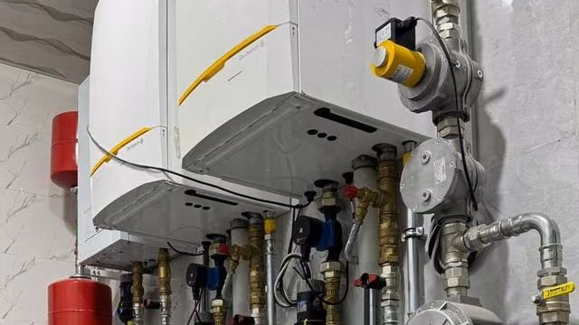Настенные котлы с газовой арматурой и расширительными баками